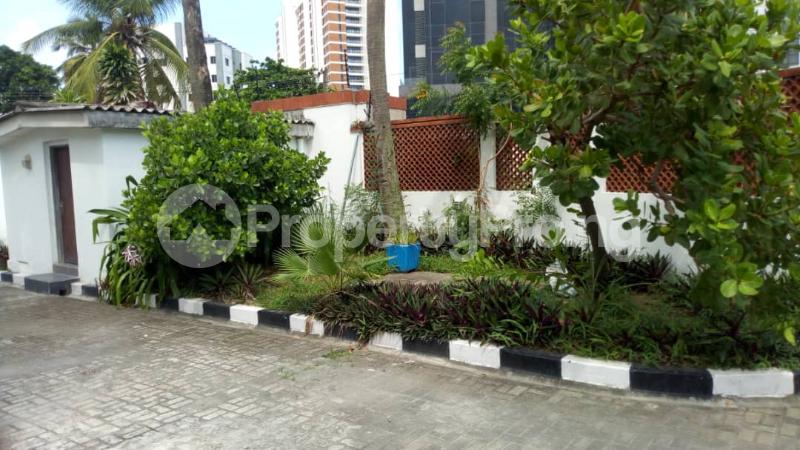 5 bedroom House for sale Tiamiyu Savage Victoria Island Lagos