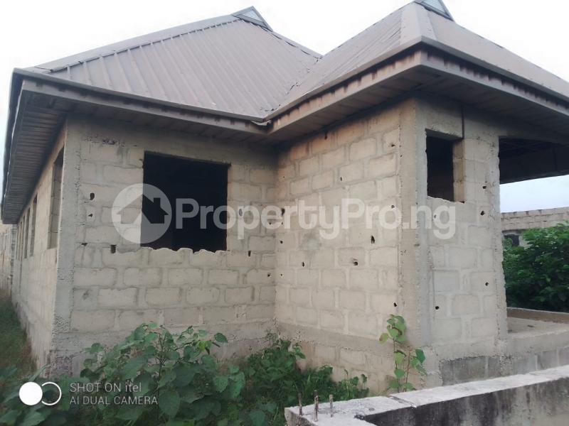 House for sale Agbofoye By Icon School , After Igbogbo, Ikorodu. Igbogbo Ikorodu Lagos