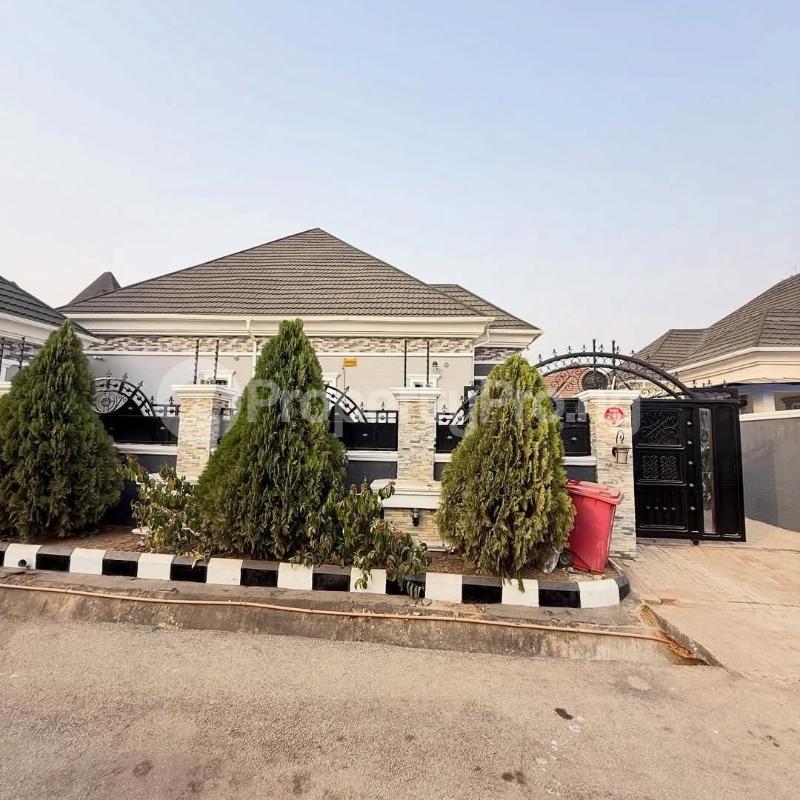 4 bedroom House for sale Gwarinpa Abuja