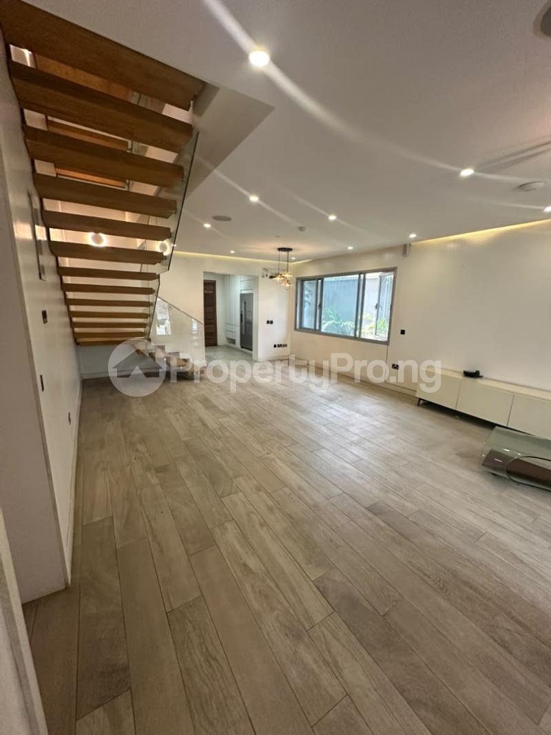 4 bedroom House for sale Ikeja GRA Ikeja Lagos