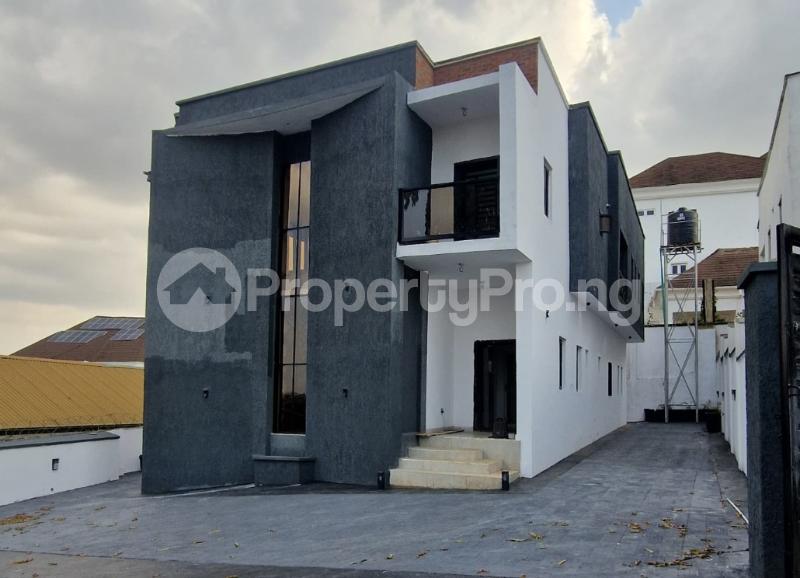 4 bedroom House for sale Alalubosa Ibadan Oyo
