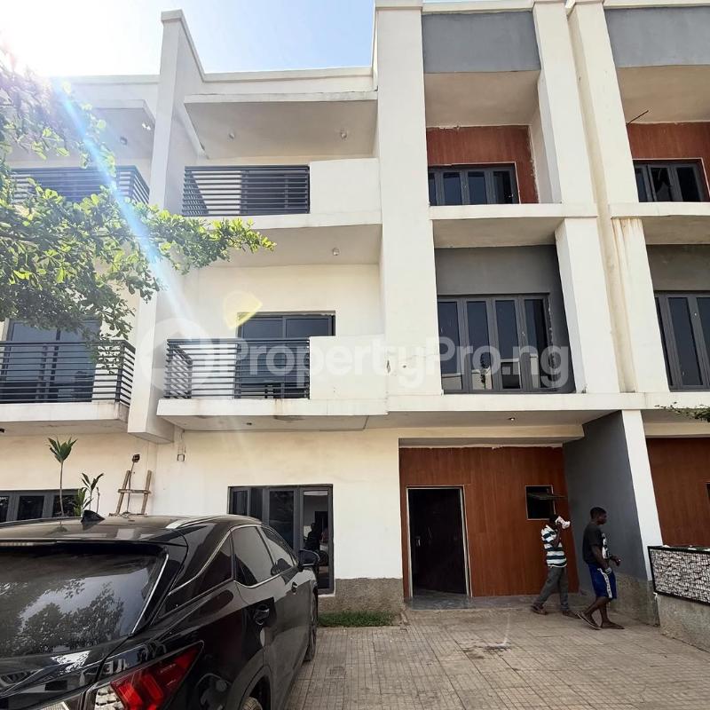 4 bedroom House for sale  Kado Abuja
