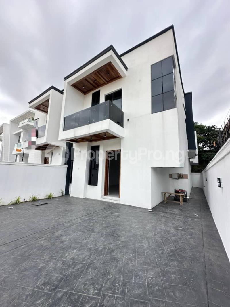 4 bedroom House for sale chevron Lekki Lagos