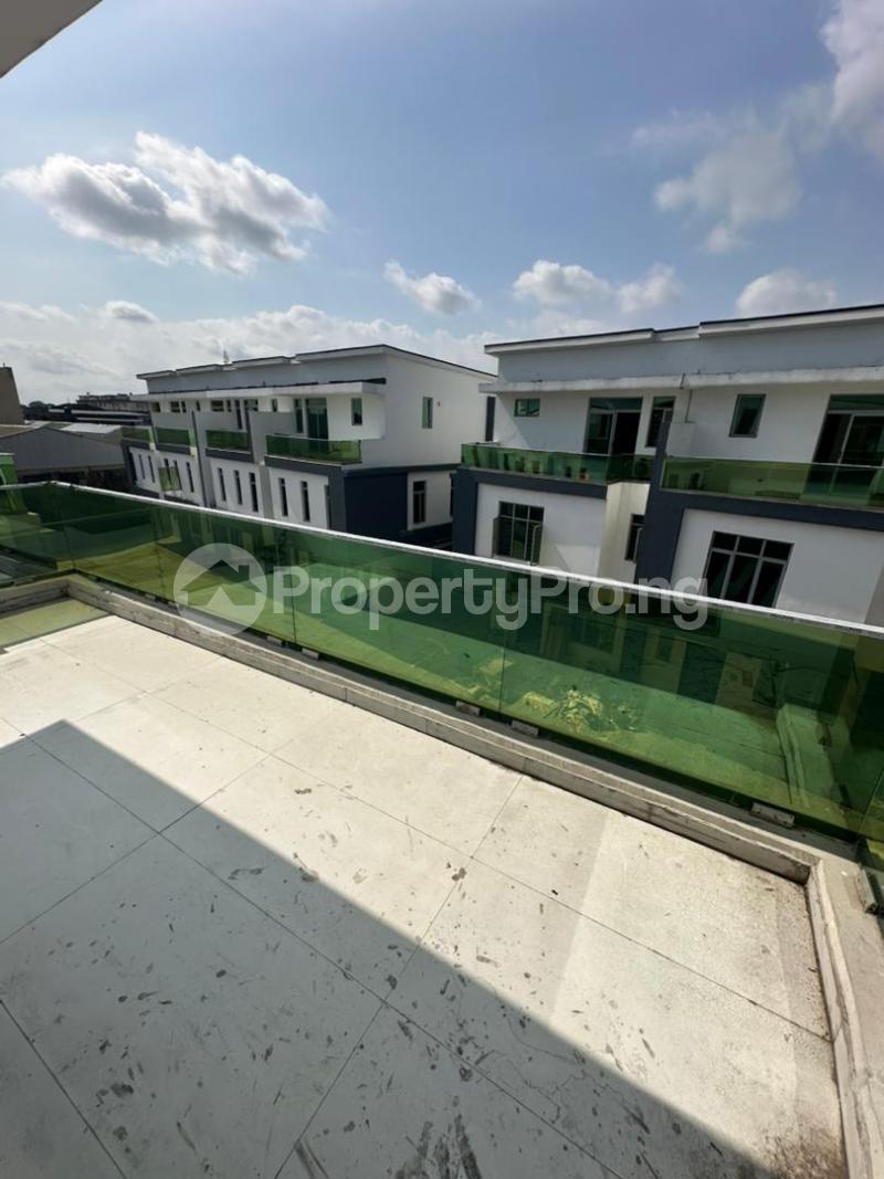4 bedroom House for sale Maryland Lagos