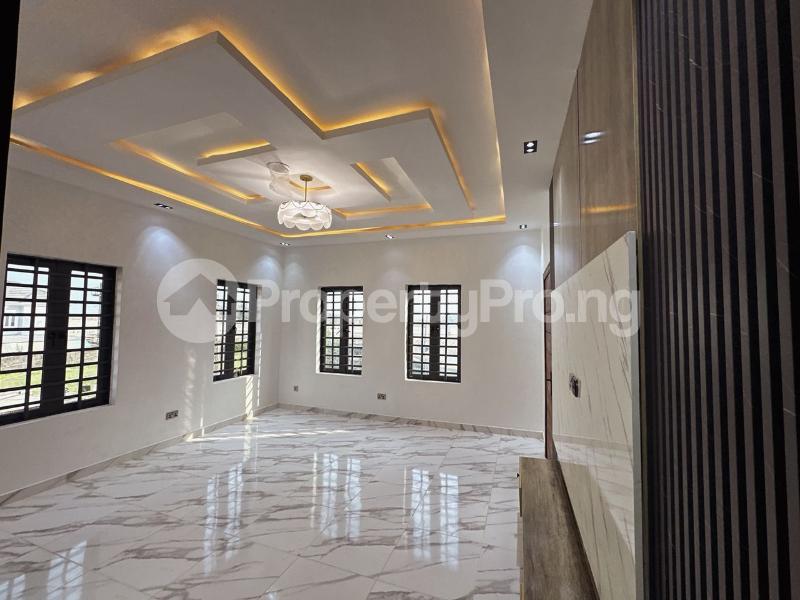 5 bedroom House for sale Lekki Lagos