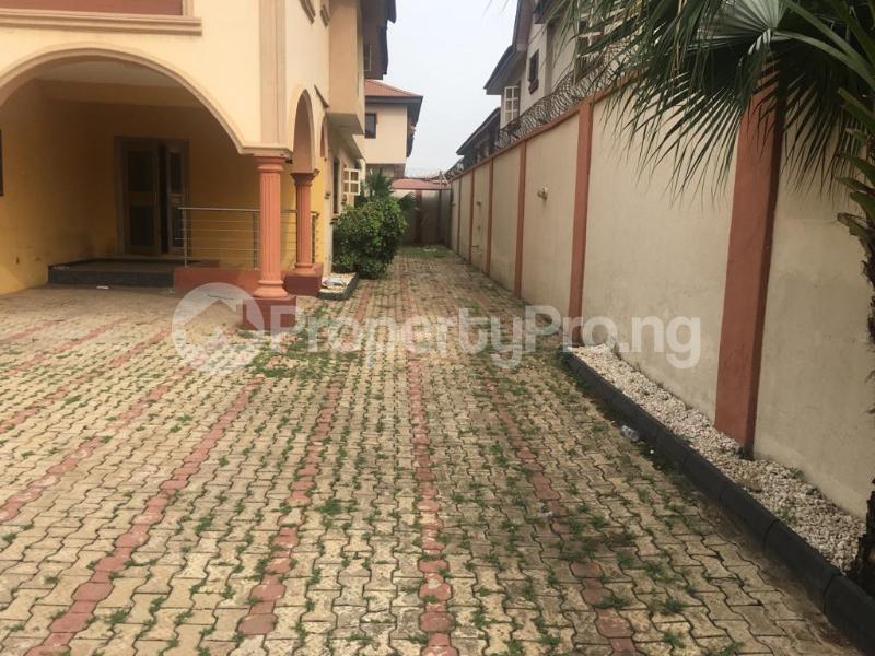 6 bedroom House for sale Omole Phase 2 Omole phase 2 Ojodu Lagos