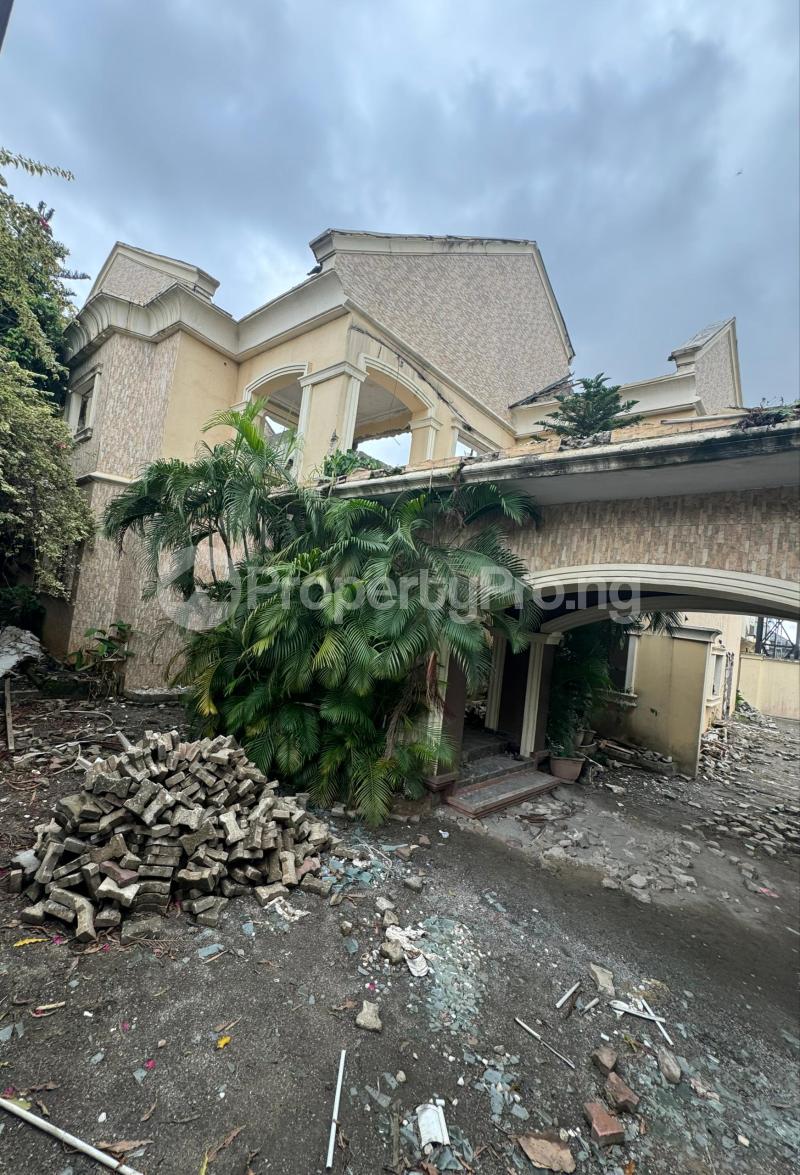 Land for sale Magodo GRA Phase 1 Ojodu Lagos