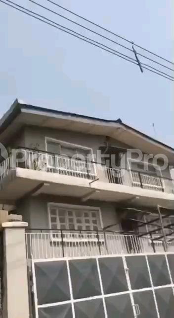 House for sale Olusoji Street, Ladilak Shomolu Lagos