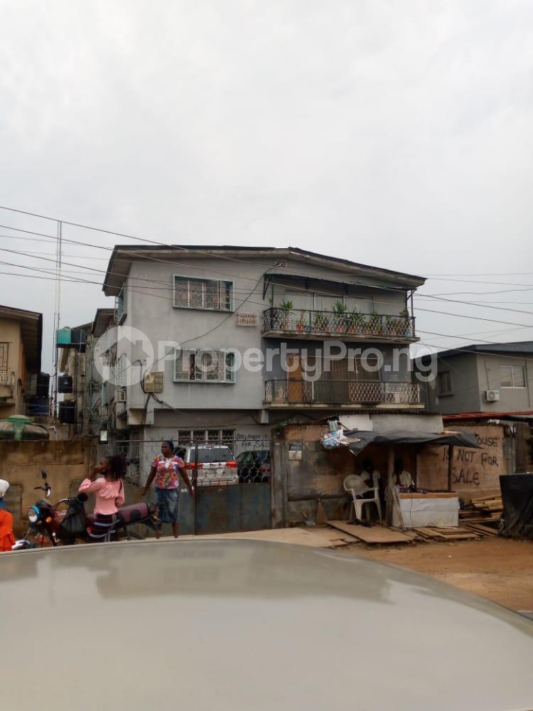 3 Bedroom House in Anthony Village Maryland Lagos House for sale in