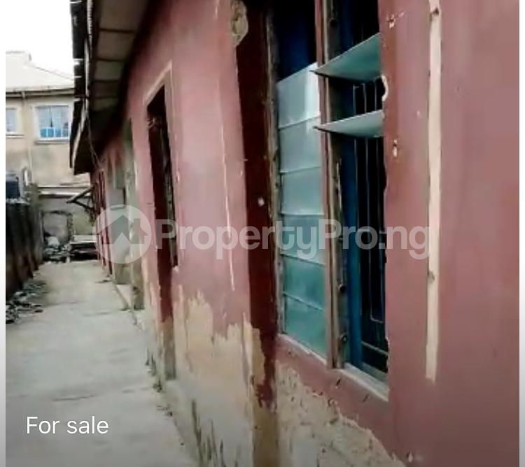 Land for sale Bariga Shomolu Lagos - 0