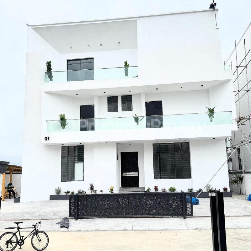 5 bedroom House for sale chevron Lekki Lagos