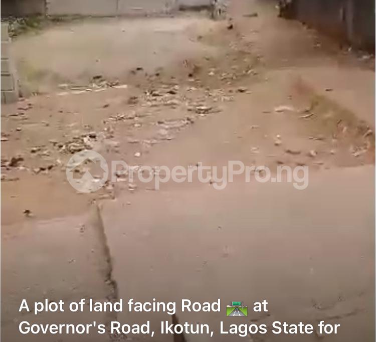 Land for sale Governors road Ikotun/Igando Lagos
