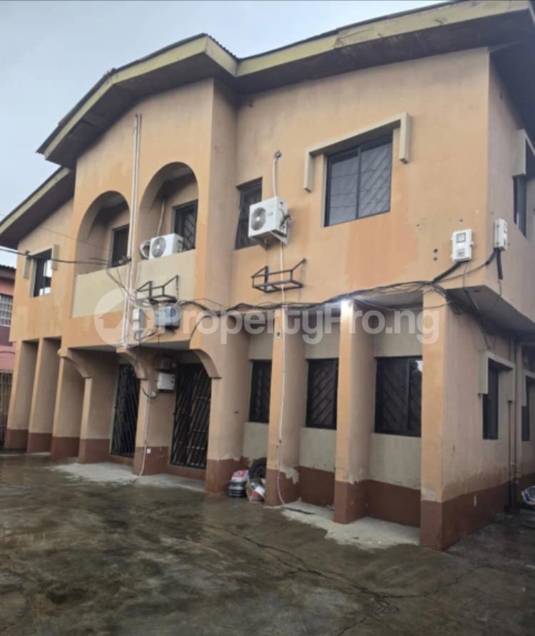 House for sale Off College Road Ifako-ogba Ogba Lagos