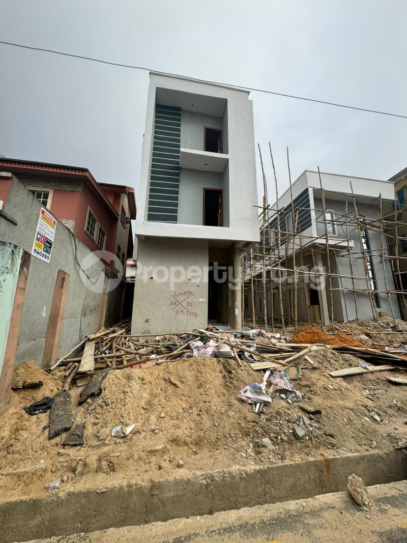 4 bedroom House for sale Magodo GRA Phase 2 Kosofe/Ikosi Lagos