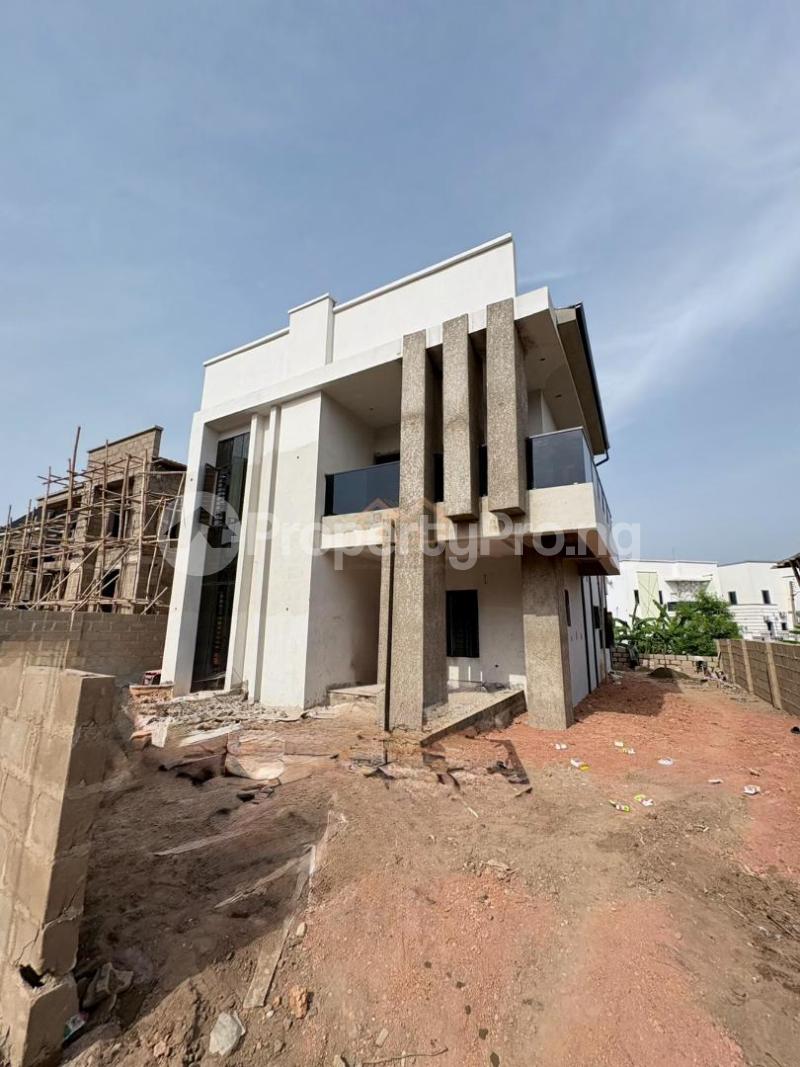 4 bedroom House for sale Carlton Gate Estate, Kolapo Ishola Gra, Akobo Ibadan Oyo