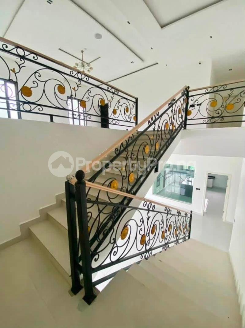 5 bedroom House for sale Chevron Lekki Lagos