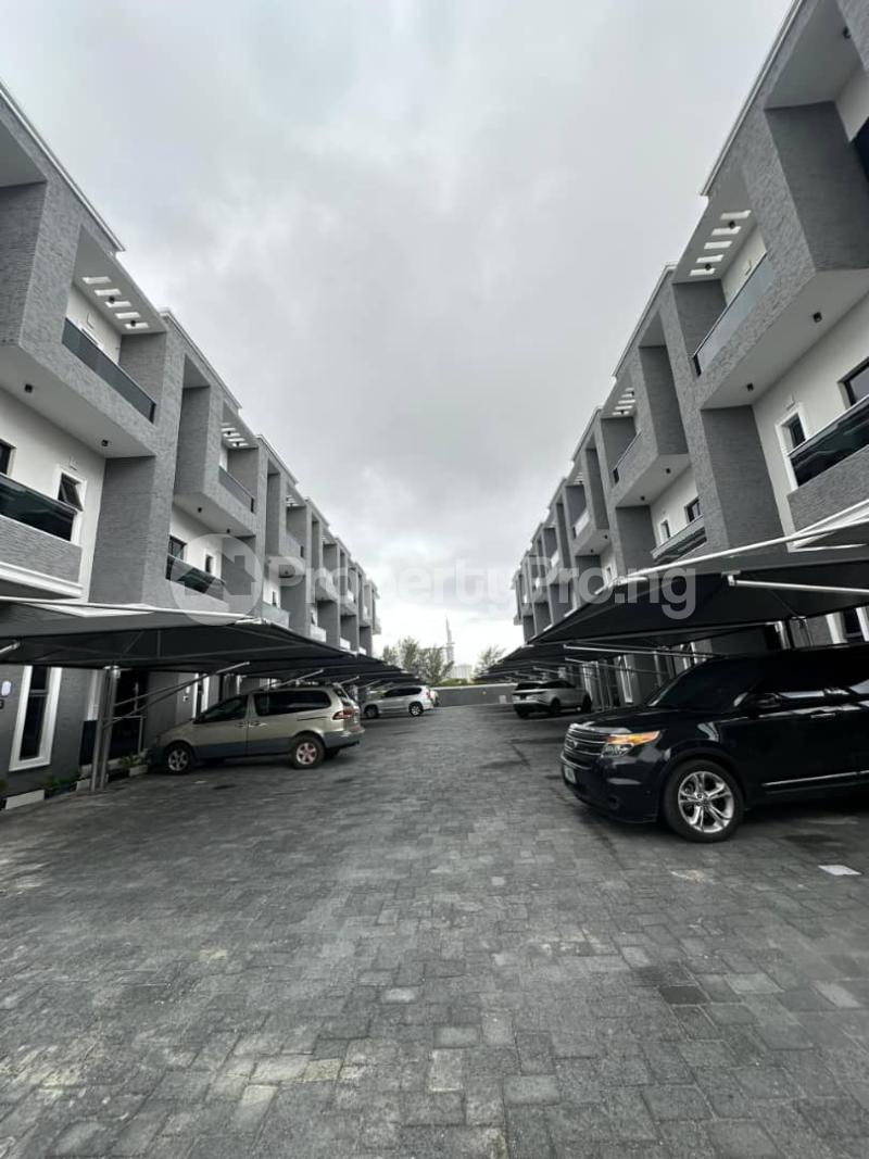 4 bedroom House for sale Victoria Island Lagos