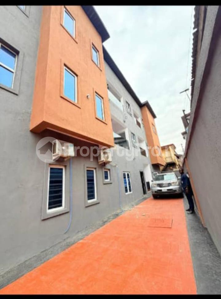 2 bedroom House for sale Aguda(Ogba) Ogba Lagos