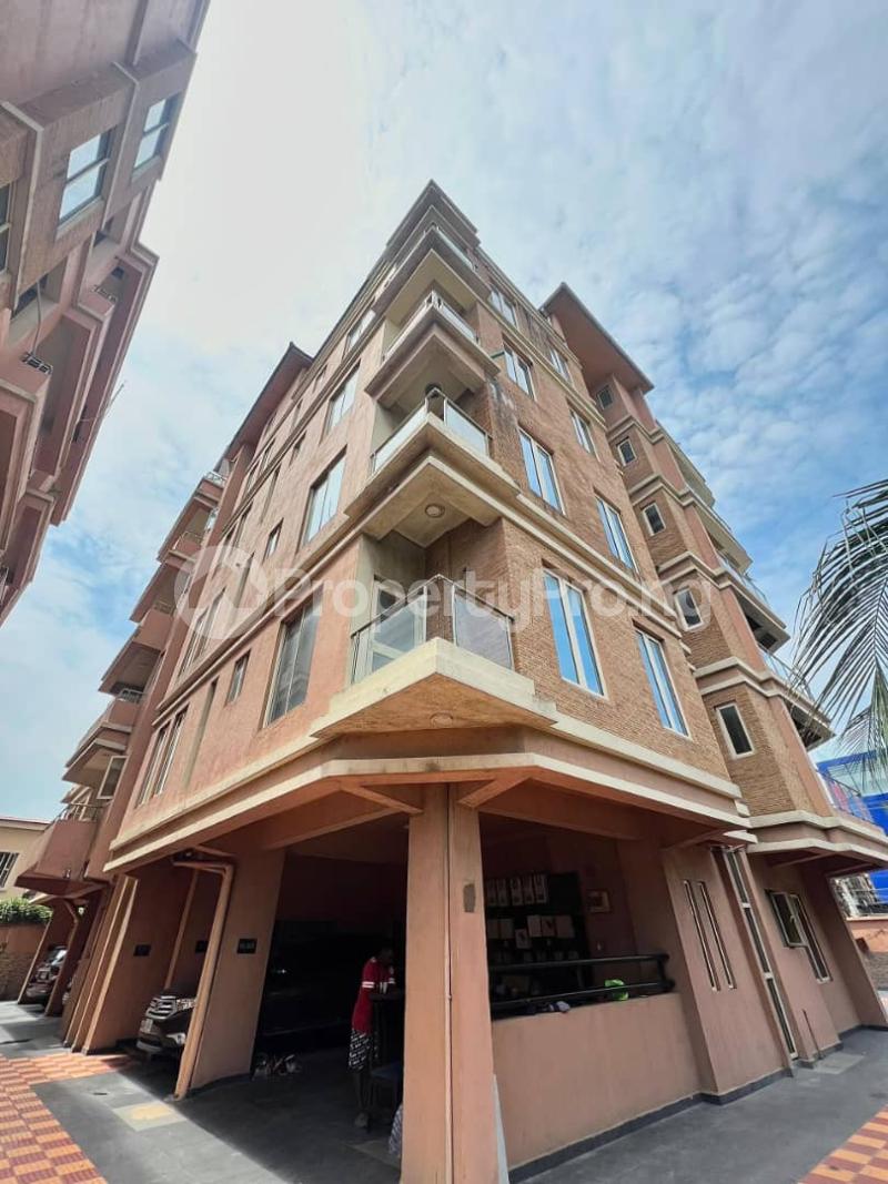 3 bedroom House for sale ONIRU Victoria Island Lagos