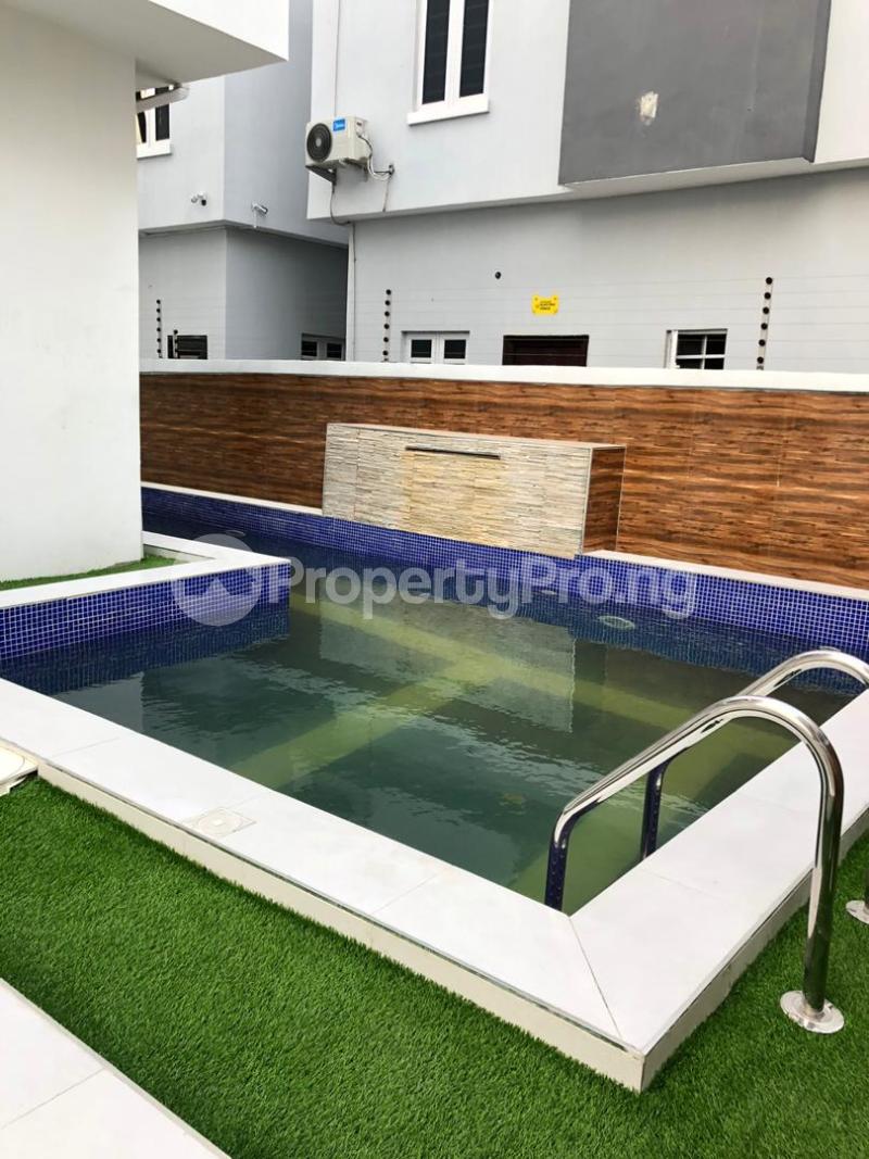 5 bedroom Flat / Apartment for sale Ajah Lekki Lagos