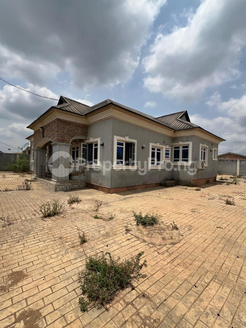 House for sale Odo Ona Kekere Oluyole Oyo