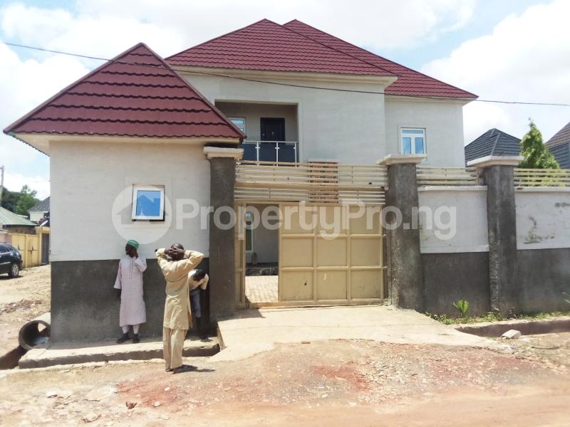 7 bedroom House for sale Malali New Extension Kaduna North Kaduna