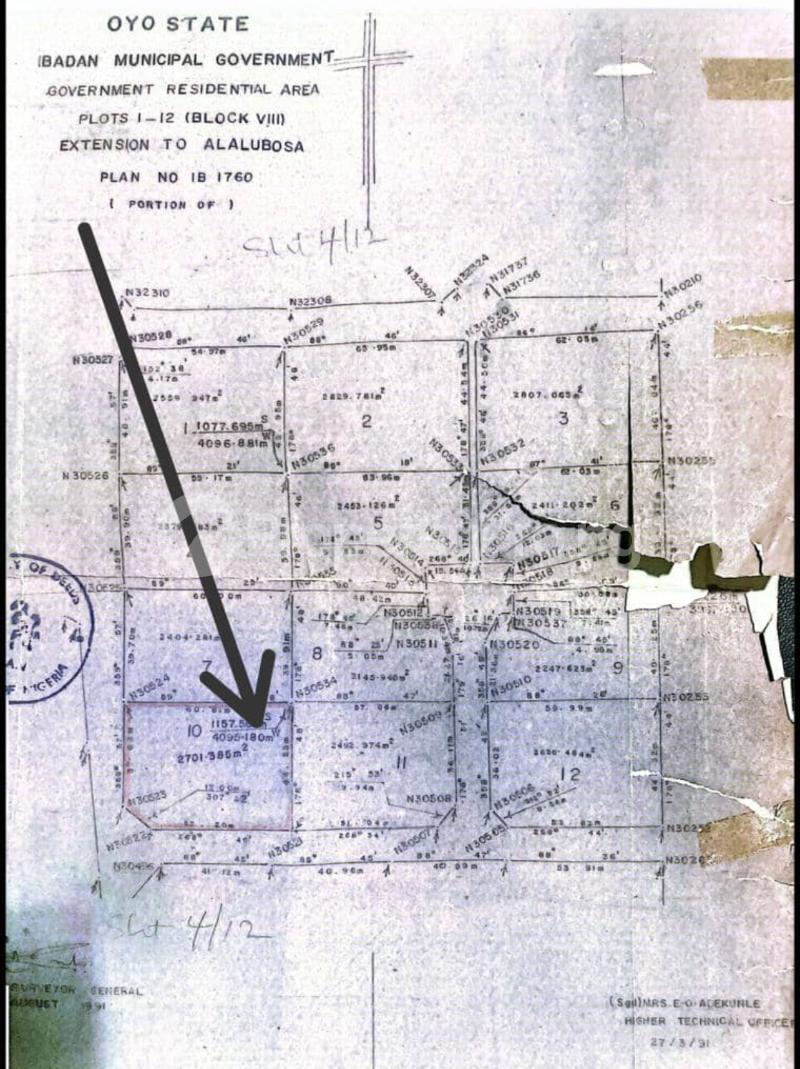 Land for sale Alalubosa Ibadan Oyo
