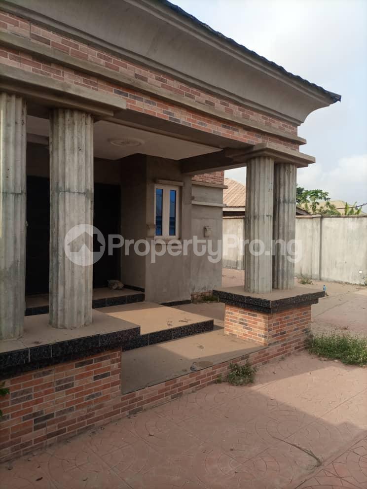 3 bedroom House for sale Elebu Akala Express Ibadan Oyo