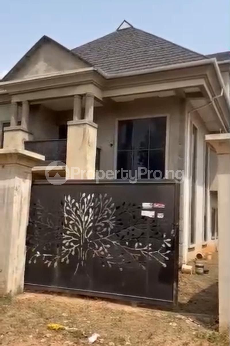 6 bedroom House for sale Akobo Ibadan Oyo