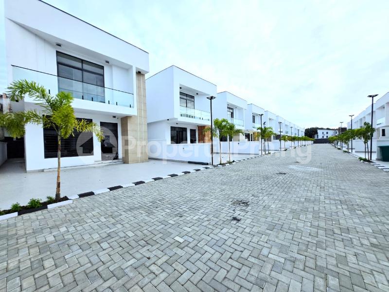 4 bedroom House for sale Orchid Lekki Lagos