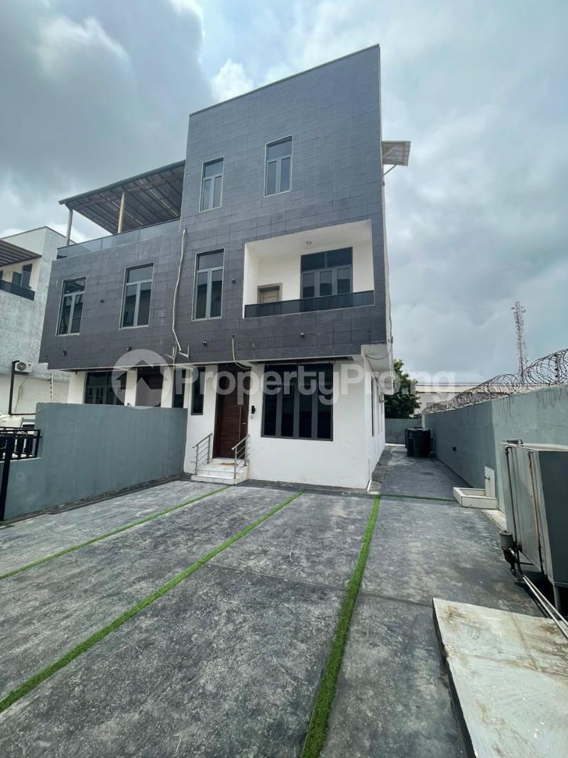 4 bedroom House for rent Emmanuel Adebayo Close, Lekki Phase 1 Lekki Lagos