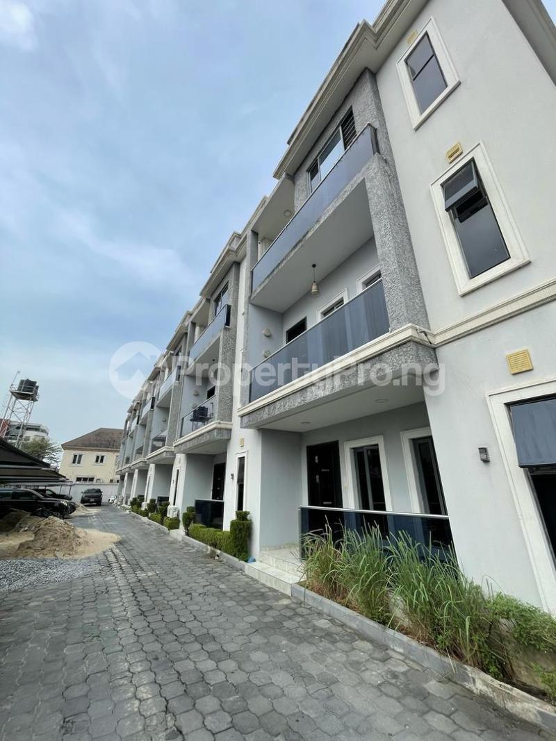 4 bedroom House for rent Off Palace Road ONIRU Victoria Island Lagos