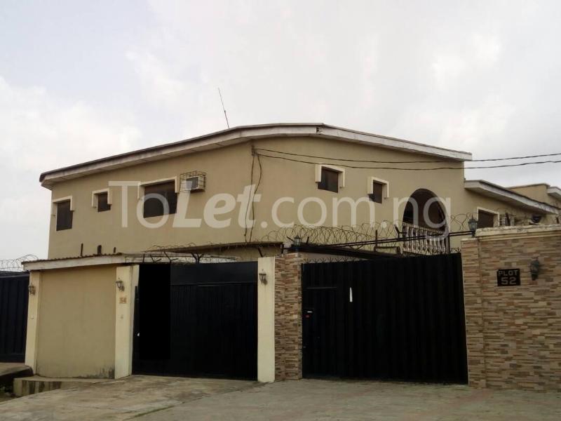 4 bedroom House for rent Bode Sodiya Street Bucknor Isolo Lagos