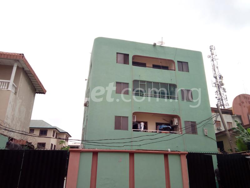 4 bedroom Flat / Apartment for rent 2 Adewunmi Sanyaolu Close, Allen Avenue Ikeja Lagos