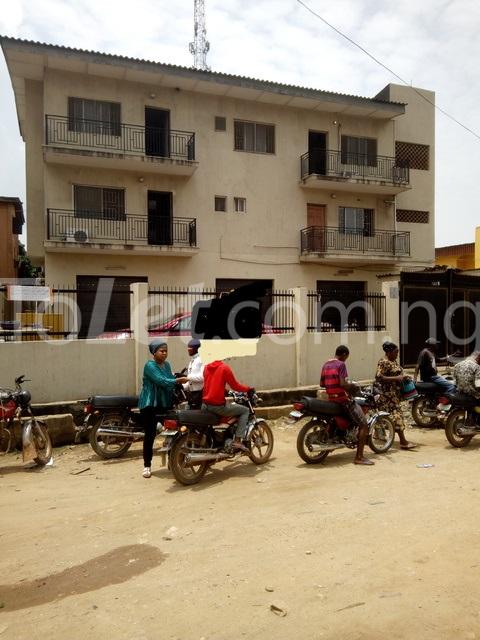 4 bedroom Commercial Property for rent 5 Bashiru Street Berger Ojodu Lagos