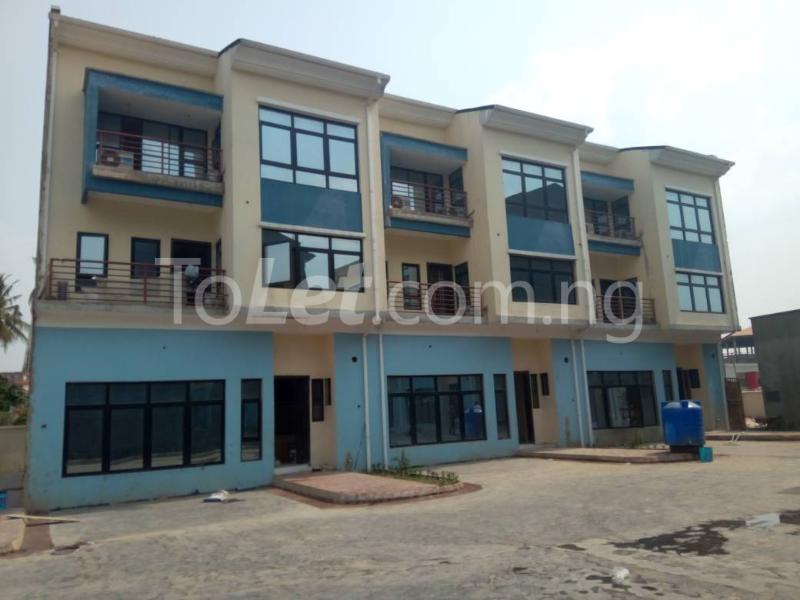 4 bedroom Flat / Apartment for sale   Adeniyi Jones Ikeja Lagos