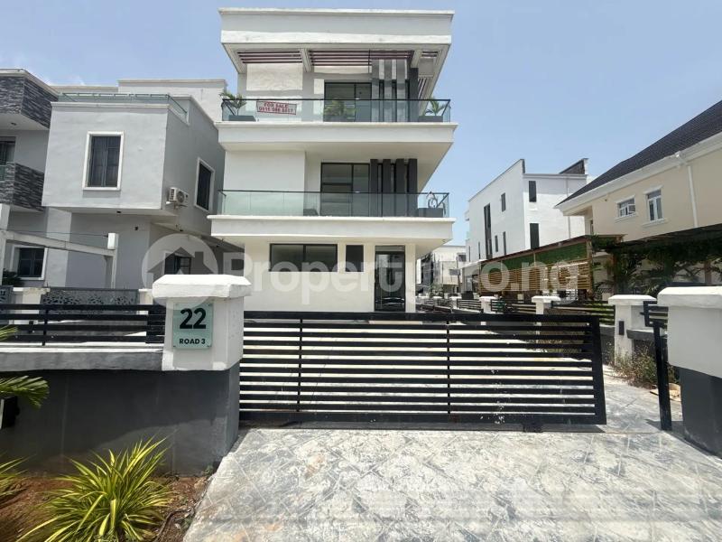 4 bedroom House for sale Osapa london Lekki Lagos