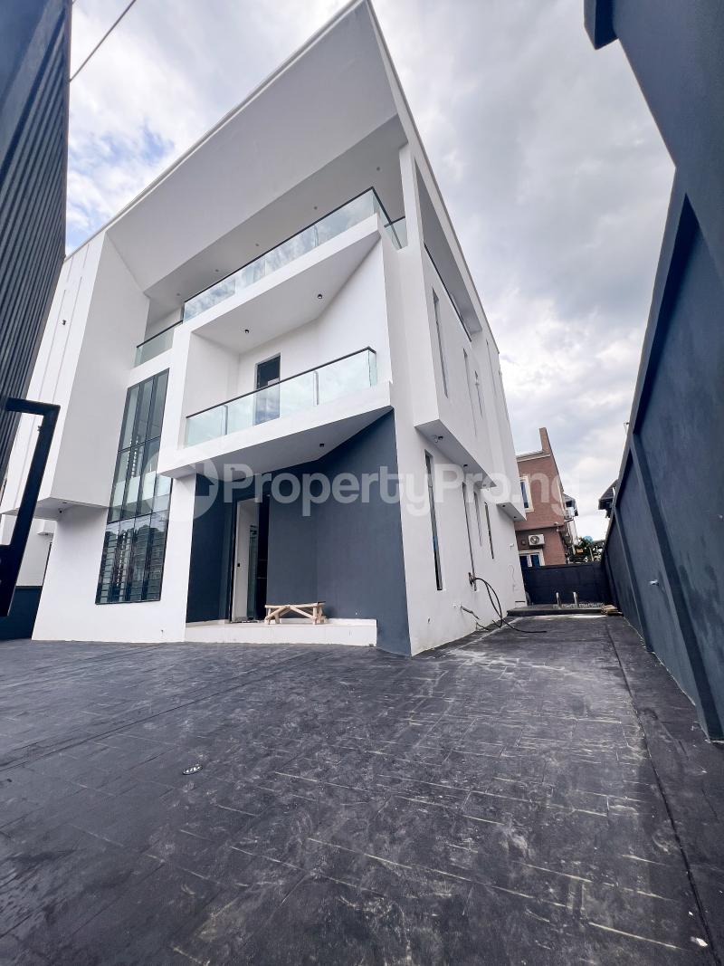 4 bedroom House for sale Osapa london Lekki Lagos
