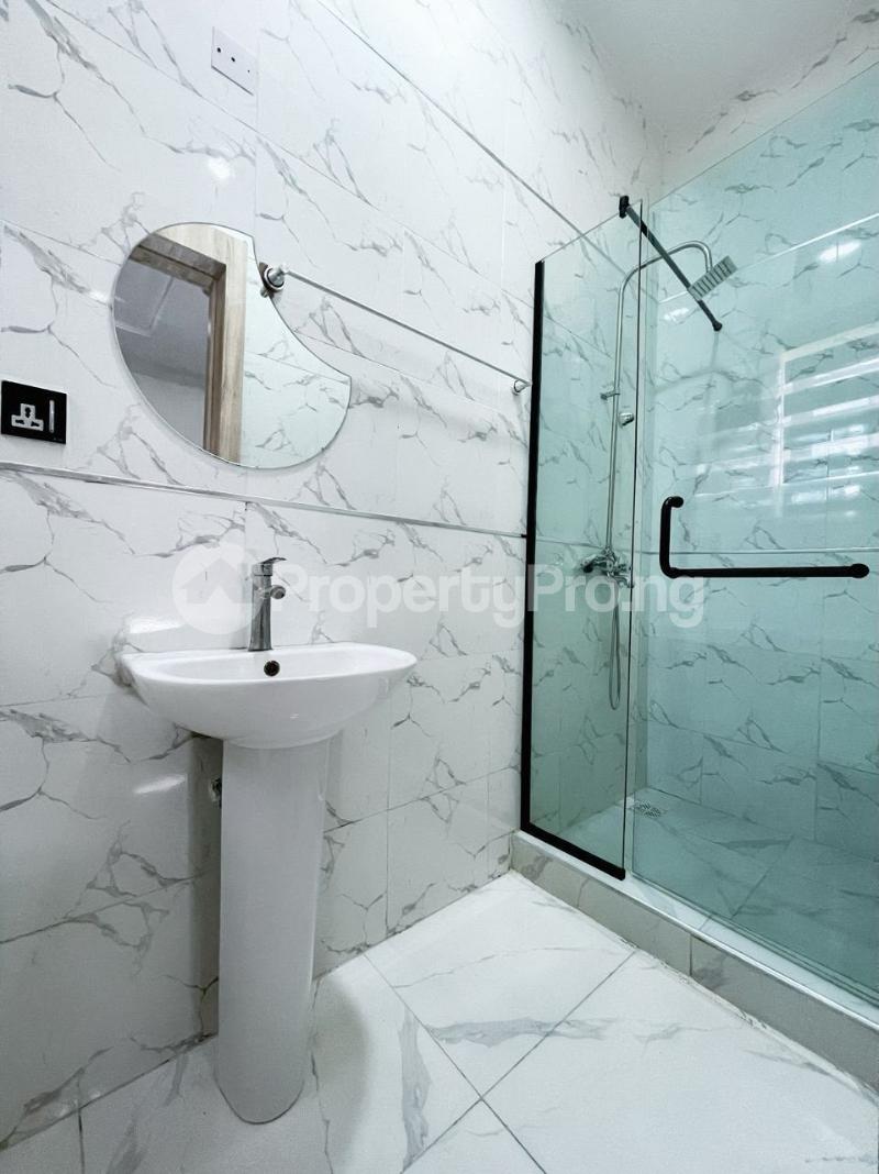 4 bedroom House for shortlet Spring Bay Estate Lekki Lagos
