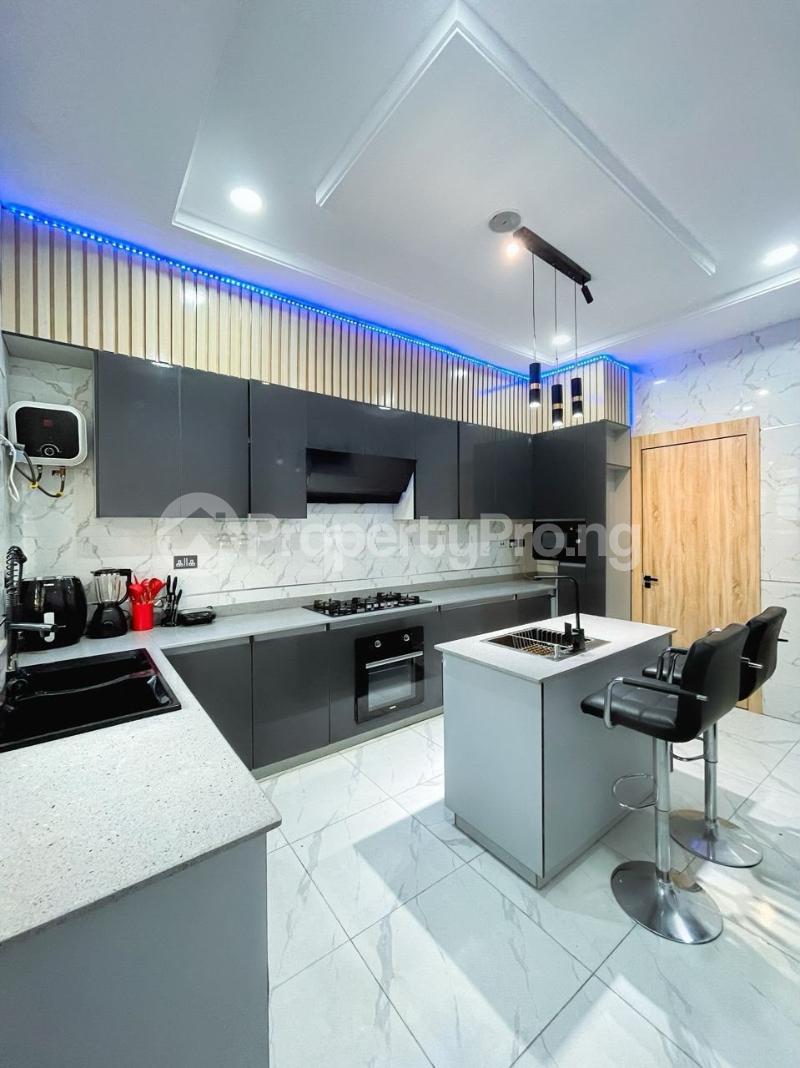 4 bedroom House for shortlet Spring Bay Estate Lekki Lagos