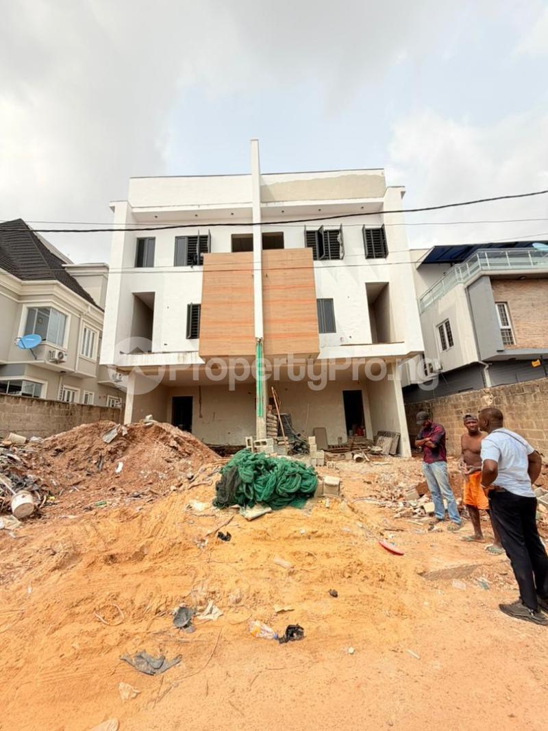 4 bedroom House for sale Adeniyi Jones Ikeja Lagos