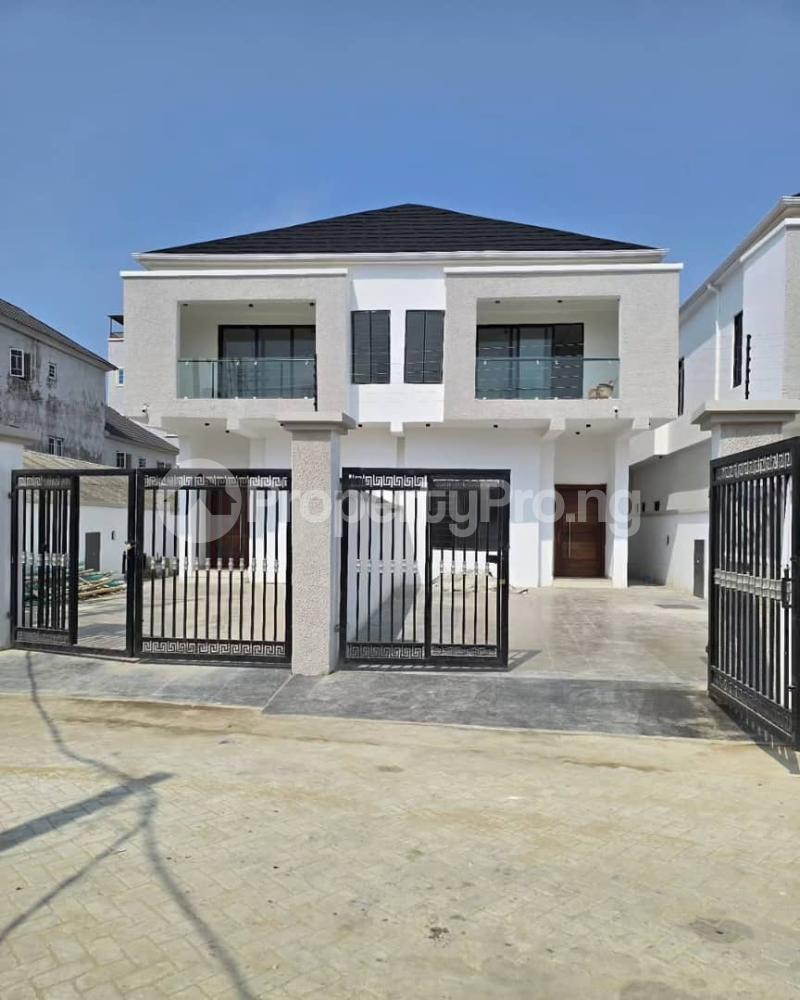 4 bedroom House for sale Ologolo Lekki Lagos