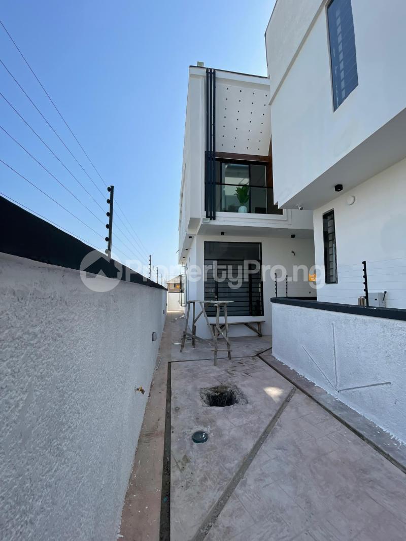 4 bedroom House for sale Ikota Lekki Lagos