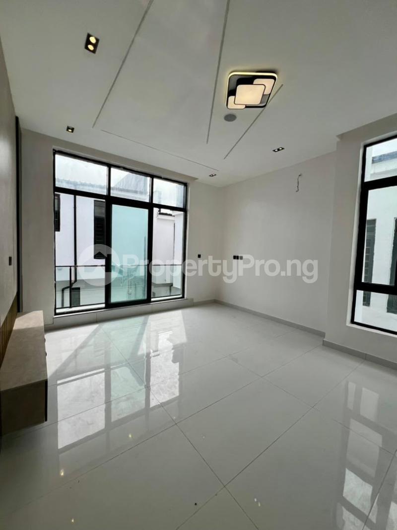 4 bedroom Flat / Apartment for sale Ikota Ikota Lekki Lagos