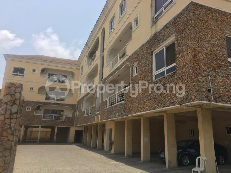 4 bedroom Flat / Apartment for rent ONIRU Victoria Island Lagos