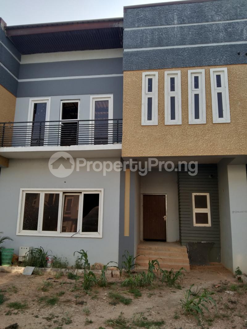 4 bedroom House for sale Brokeshore Estate After Queens Efab Estate Gwarinpa Abuja