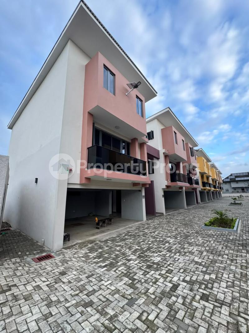 4 bedroom House for sale Adeniyi Jones Ikeja Lagos