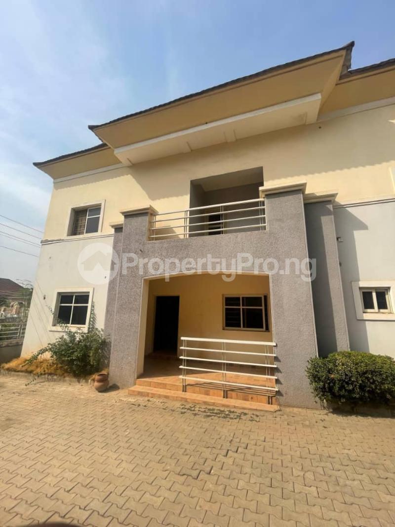 4 bedroom House for sale Life Camp Abuja