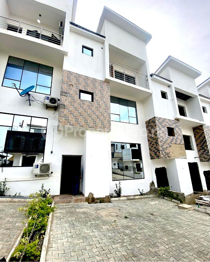 4 bedroom House for sale Beside Coza, Guzape Abuja