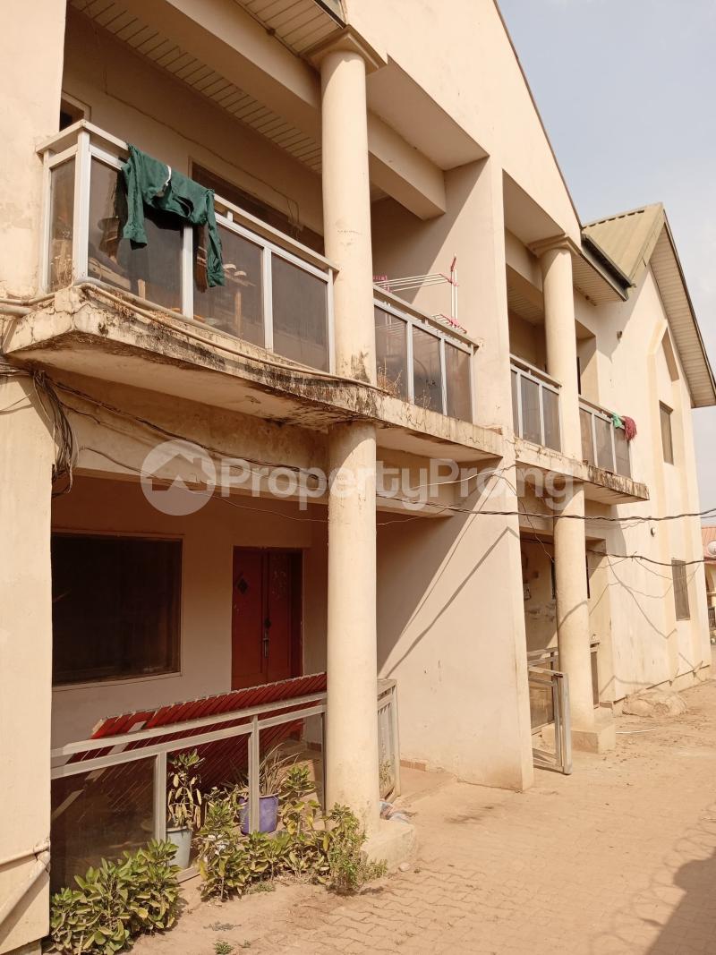 2 bedroom Flat / Apartment for sale Jikwoyi Phase 1 Abuja